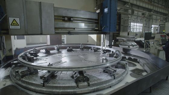 Large Size Bearing/Turntable Bearing/Internal Gear Slewing Ring Bearing/Yrt Bearing/Cross Roller Bearin